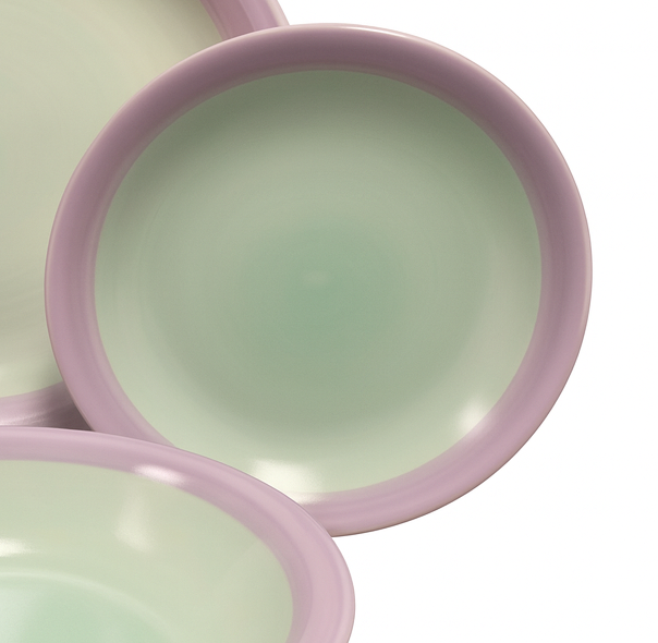 Juego de plato y cuenco de ceramica.